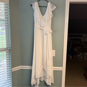Baltic Born Katya Elegant White Ruffle Maxi Dress no size tag fits like large/XL